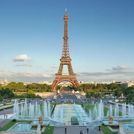 شقة Roomy & Bright Flat, Balcony-by The Eiffel Tower